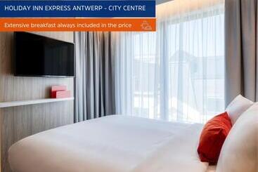 Holiday Inn Express Antwerp - City Centre, an IHG Hotel