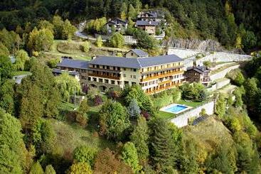 هتل Abba Ordino Babot