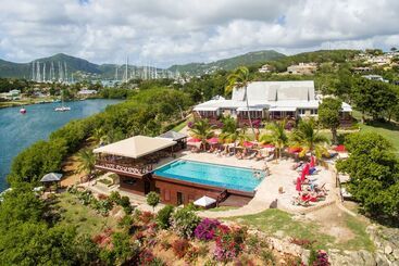 هتل Admiral's Inn and Gunpowder Suites