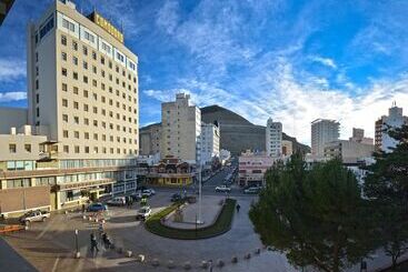 هتل Comodoro