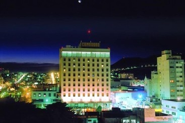 هتل Comodoro