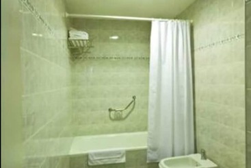 هتل Comodoro