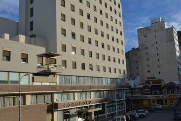 هتل Comodoro