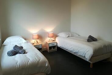 Elberg Hotel & Apartments