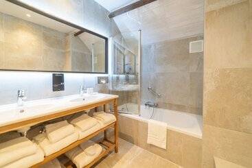 Grand Hotel Normandy By Cw Hotel Collection