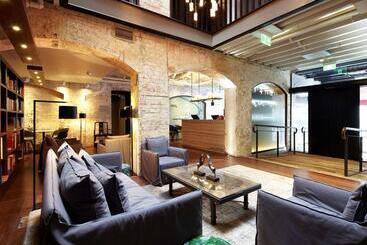 Harbour Rocks Hotel Sydney