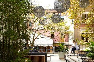 Harbour Rocks Hotel Sydney
