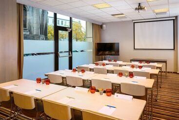 هتل Ibis Brussels City Centre