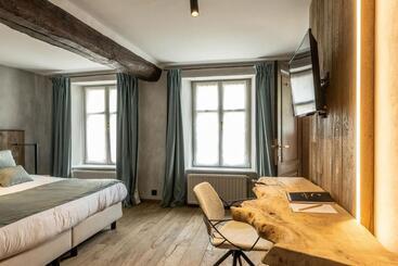 هتل Lea Maison Caerdinael