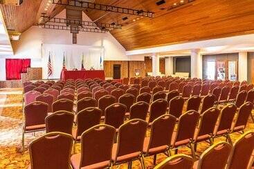 هتل Sheraton Bariloche