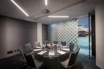 هتل Parkroyal Darling Harbour, Sydney