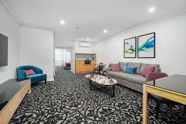 فندق Quality  Parklake Shepparton