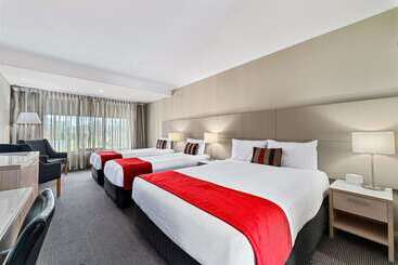 Quality Hotel Parklake Shepparton