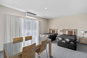 هتل Sherbourne Terrace
