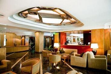 هتل Solans Riviera