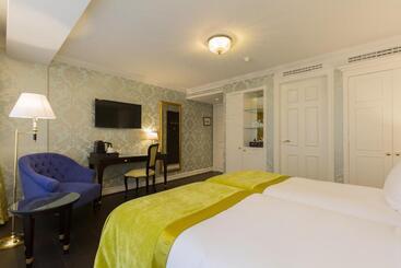 Stanhope Hotel By Thon Hotels