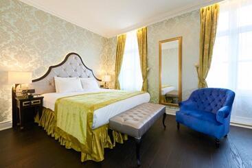 Stanhope Hotel By Thon Hotels