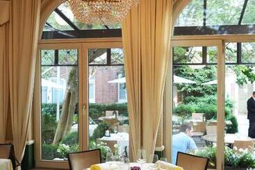 Stanhope Hotel By Thon Hotels