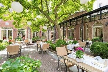 Stanhope Hotel By Thon Hotels
