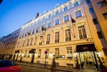 Stanhope Hotel By Thon Hotels