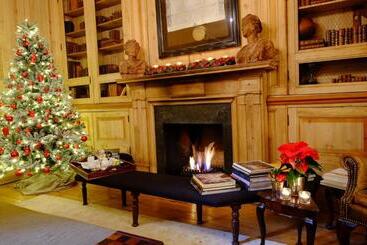 The Pand   Charming Boutique - Bruges