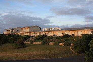 Lakeview Motel And Apartments