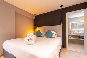 C Hotels Andromeda