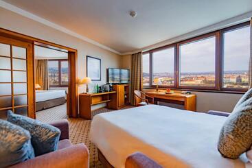 Grand Hotel Prague Towers   Czech Leading Hotels - Praga
