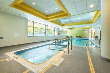 Allure Hotel & Conference Centre, Ascend Hotel Collection