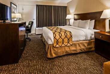 هتل Best Western Cedar Park Inn