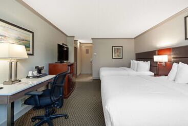 هتل Best Western Plus City Centre Inn