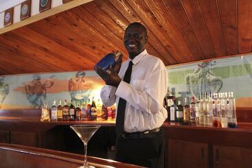 هتل Bimini Big Game Club Resort & Marina