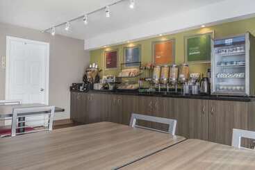 هتل Comfort Inn