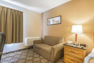 هتل Comfort Inn