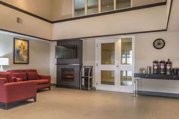 هتل Comfort Inn