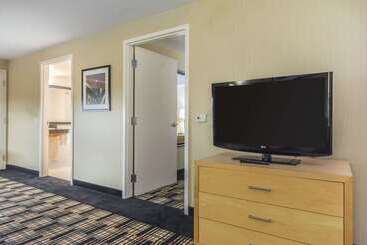 هتل Comfort Inn