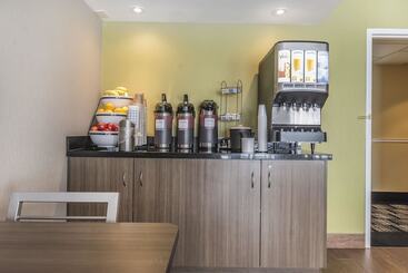 هتل Comfort Inn