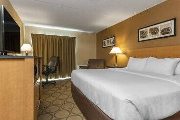 هتل Comfort Inn
