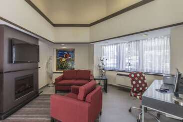 هتل Comfort Inn