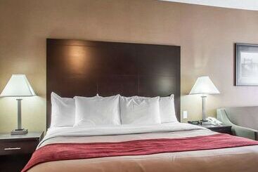 هتل Comfort Inn