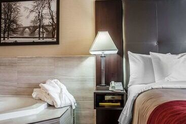 هتل Comfort Inn