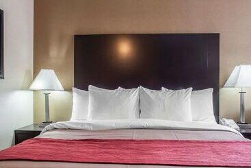 هتل Comfort Inn