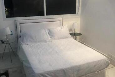 Apart Hotel Delphin Guaruja