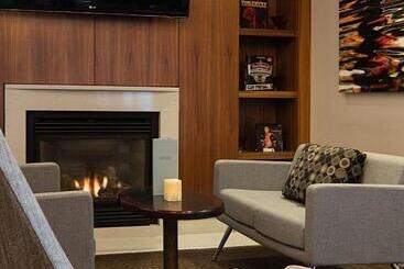 Delta Hotels By Marriott Edmonton South Conference Centre