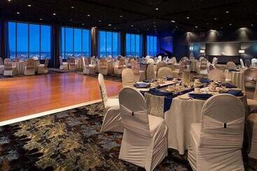 Delta Hotels By Marriott Edmonton South Conference Centre