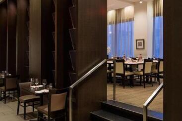 Delta Hotels By Marriott Edmonton South Conference Centre