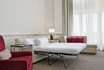 Delta Hotels By Marriott Edmonton South Conference Centre