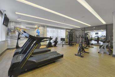 هتل Deville Curitiba Batel