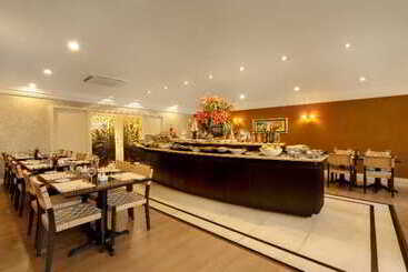هتل Mabu Curitiba Business