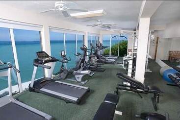 هتل Pompano Beach Club